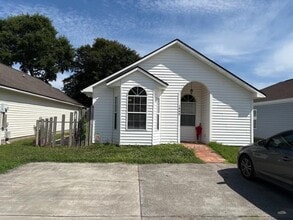 Building Photo - 1343 Tranquility Ln