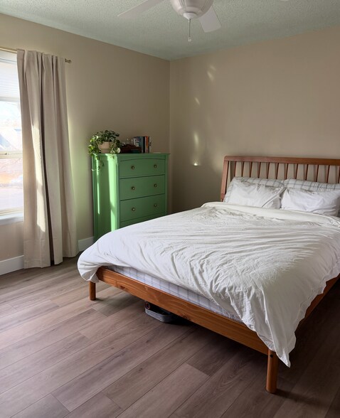 Building Photo - 1708 S Lee St