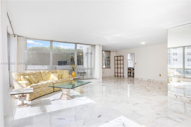 Building Photo - 2751 S Ocean Dr