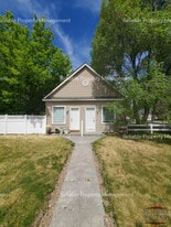 Building Photo - 1499 Mound Ave
