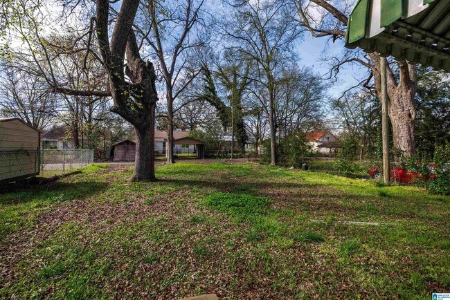 Building Photo - 2518 Ave J