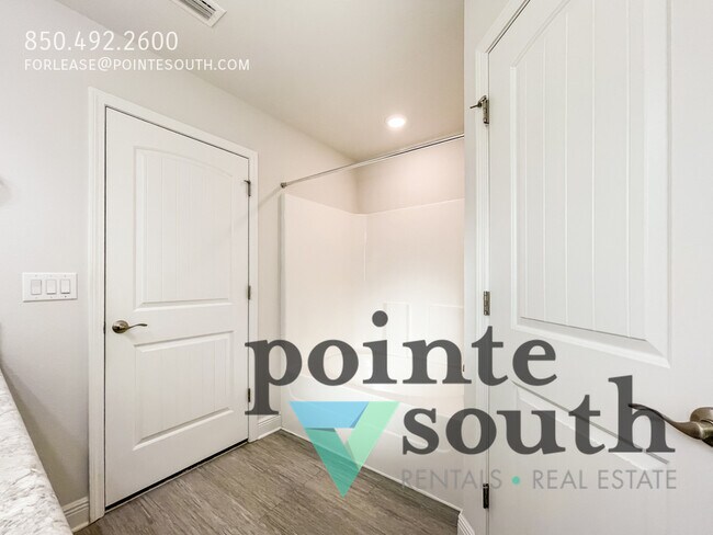 Building Photo - 12390 Pinfish Rd