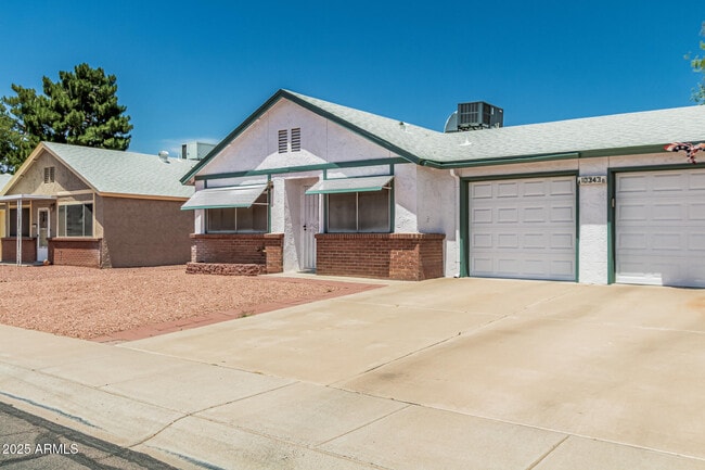 Building Photo - 10343 N 97th Ave