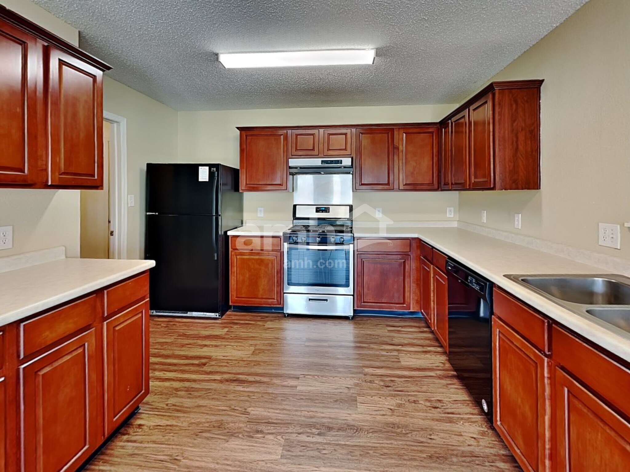 Building Photo - 13993 Meadow Lake Dr