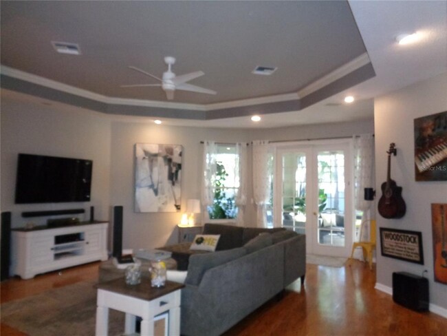 Building Photo - 1354 Tearose Pl