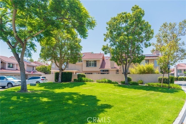 Building Photo - 9769 Hampton Ct