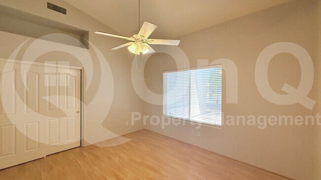 Building Photo - 119 E Joseph Way