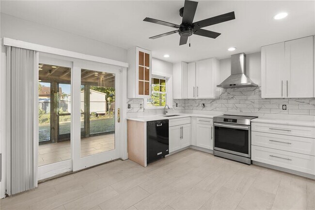 Building Photo - 262 Citrus Dr