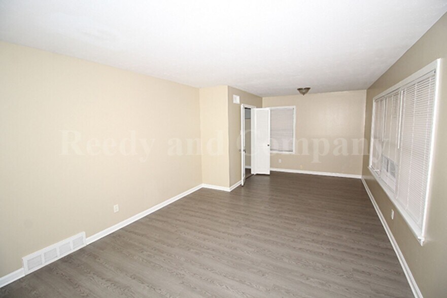 Building Photo - 1718 Borden Dr