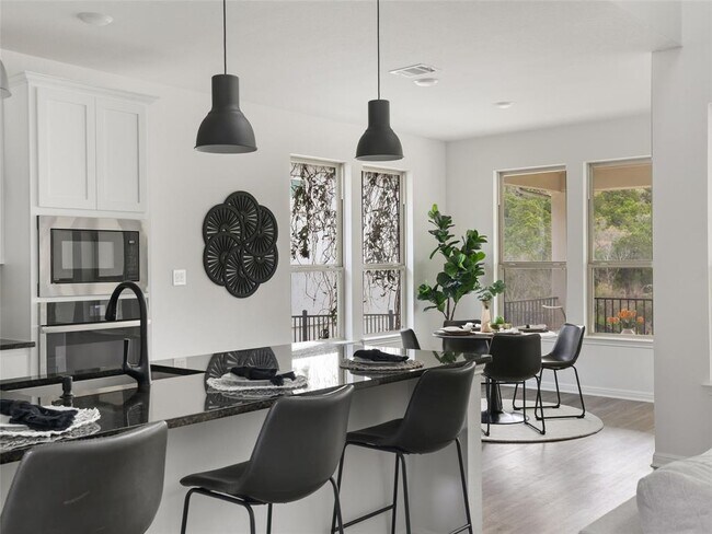 Building Photo - 1328 Brescia Walk
