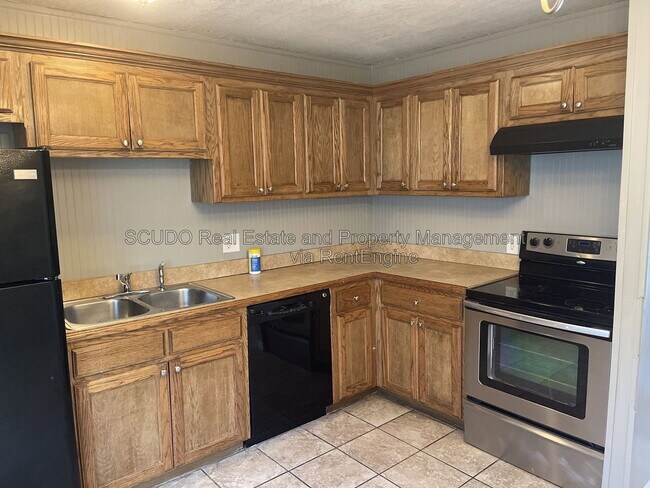 Building Photo - 11219 Ditman Ave