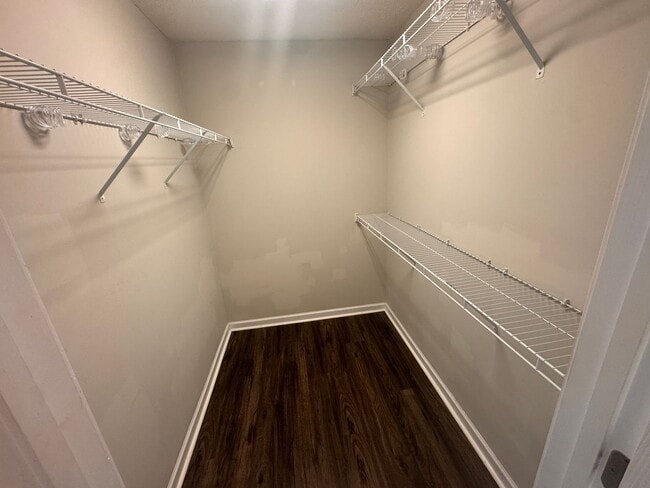 Building Photo - Williams Rd. Apartments