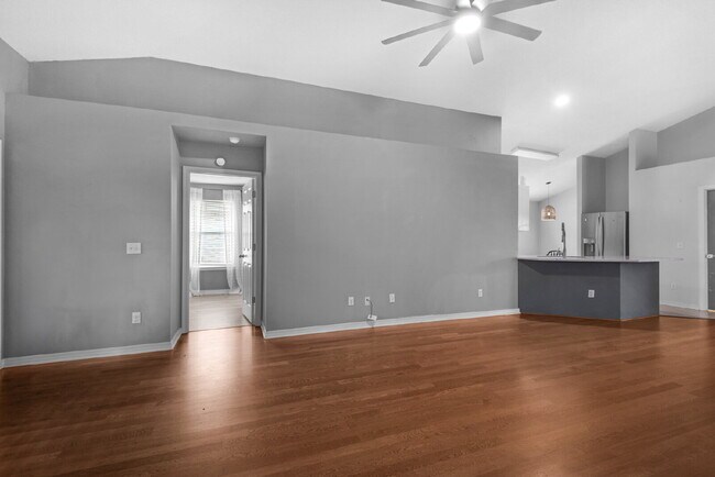 Building Photo - 9761 Leeward Way