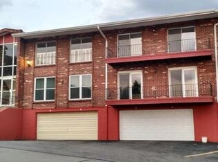 Building Photo - 10352 Forest Brook Ln