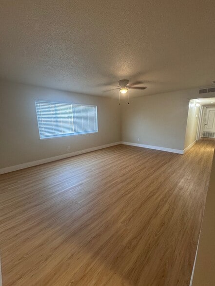 Building Photo - 2017 Fairmont Dr
