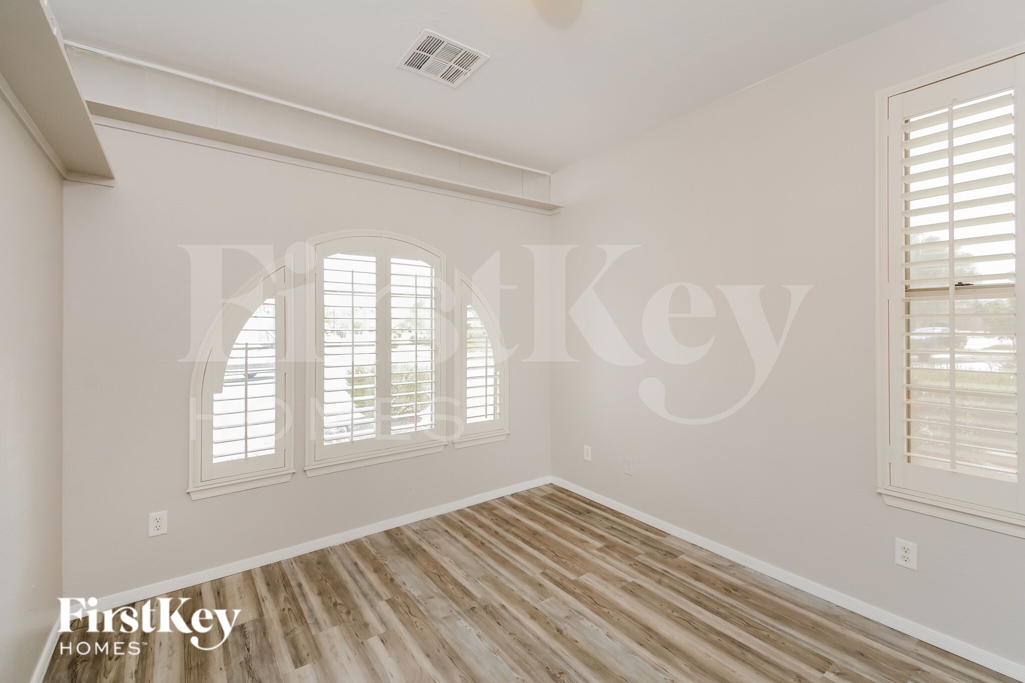 Building Photo - 18505 Verdin Rd