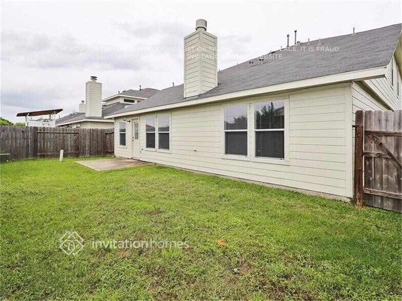 Building Photo - 6527 Gorton Dr