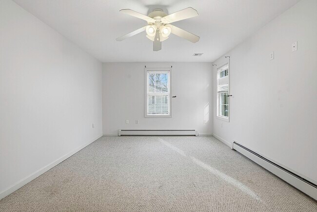 Building Photo - 55 Arrowwood Dr