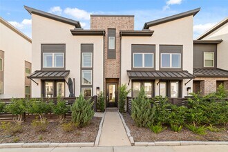 Building Photo - 16515 Texas Hill Country Rd