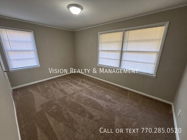 Building Photo - 3608 Sir Michael Dr