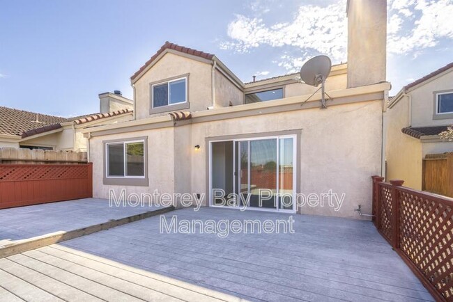 Building Photo - 143 Seal Ct