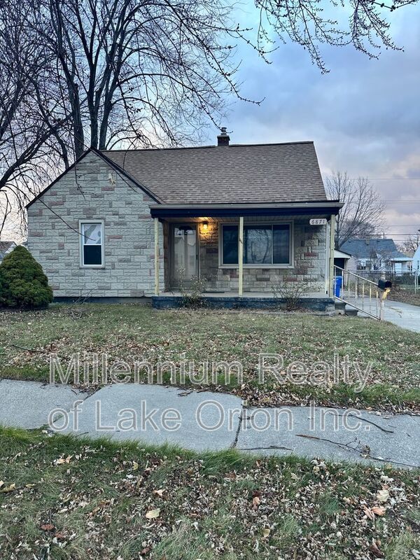 Primary Photo - 6871 Continental Ave