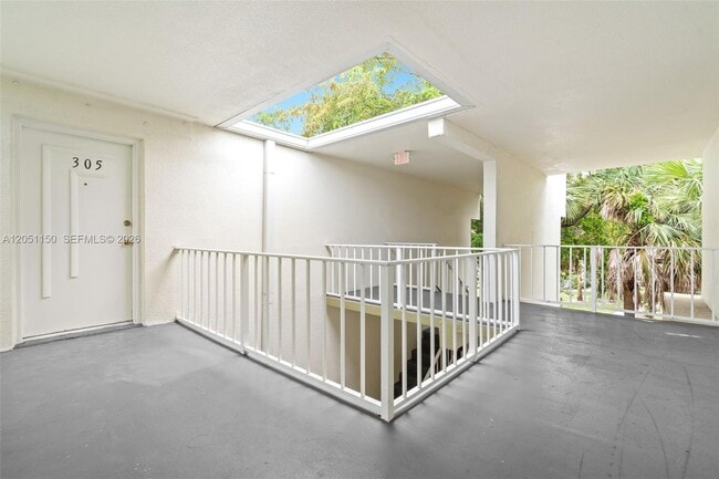 Building Photo - 4215 N University Dr