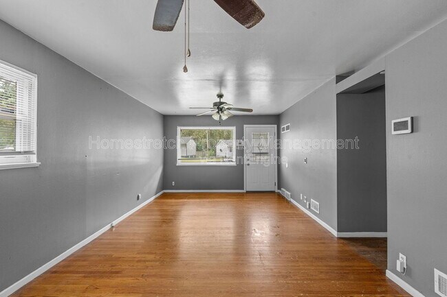 Building Photo - 135 Dundee Cir