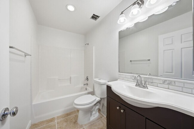Building Photo - 25715 Wagner Way