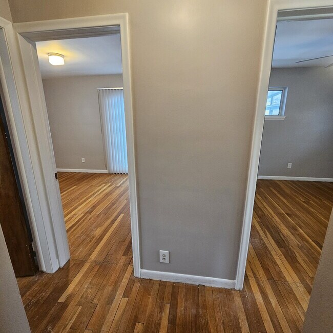 Building Photo - 3BR / 2BA Home in St. Clair Shores w/ Finished Basement, 3-Season Room & 2-Car Garage