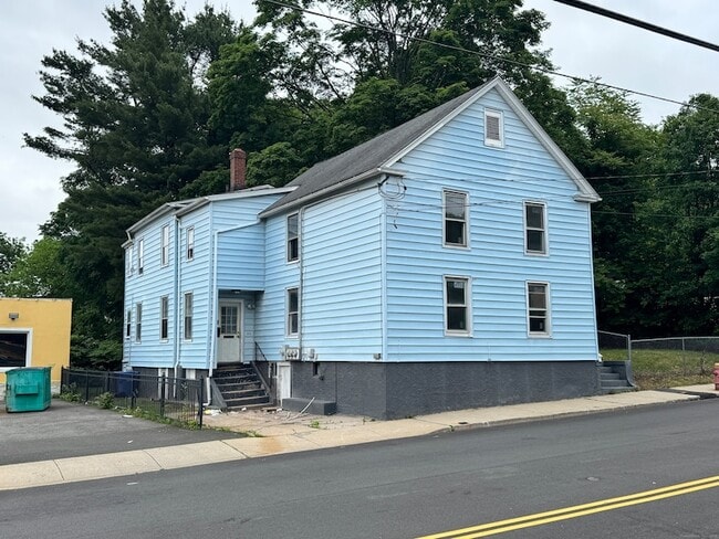 Building Photo - 81 Springdale Ave