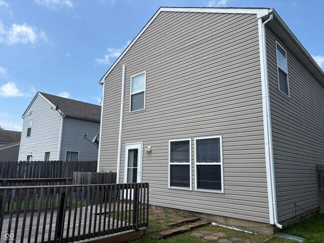 Building Photo - 5985 Claymont Blvd