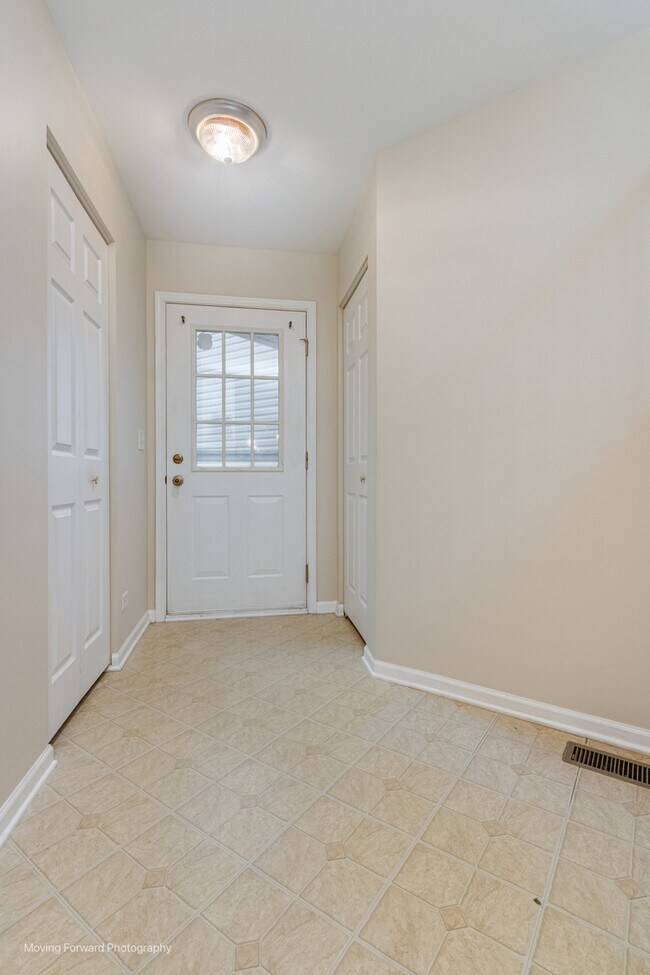 Building Photo - 2417 Stoughton Cir