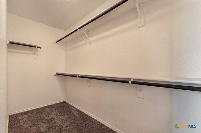 Building Photo - 605 Cody James Dr