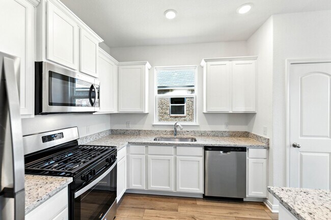 Building Photo - 1151 Amy Dr