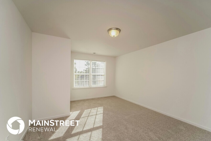 Building Photo - 12243 Mallard Ridge Dr