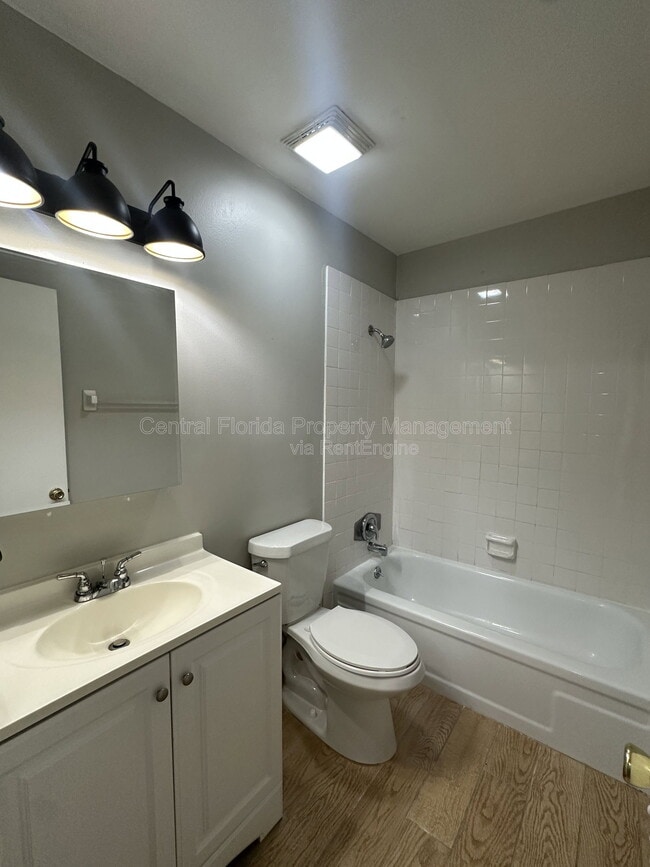 Building Photo - 296 Lewfield Cir
