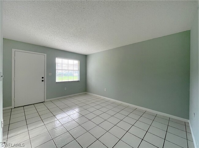 Building Photo - 3325 Arpt Rd S