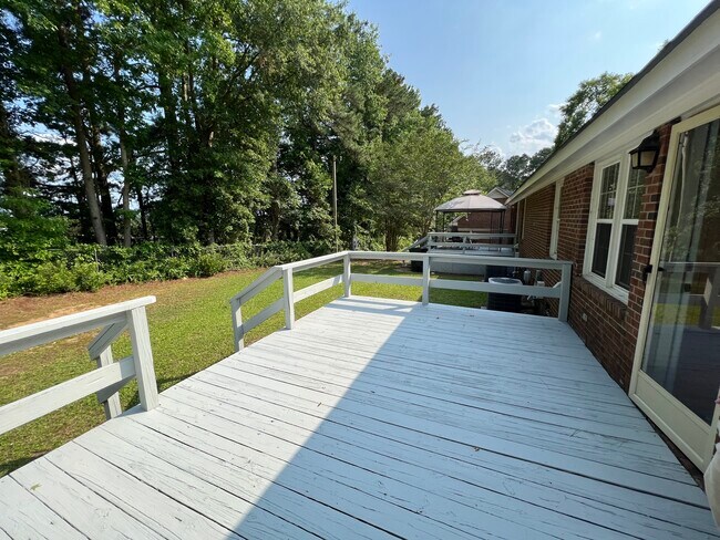 Large Wooden Deck - 2507 Saint Christopher Cir SW