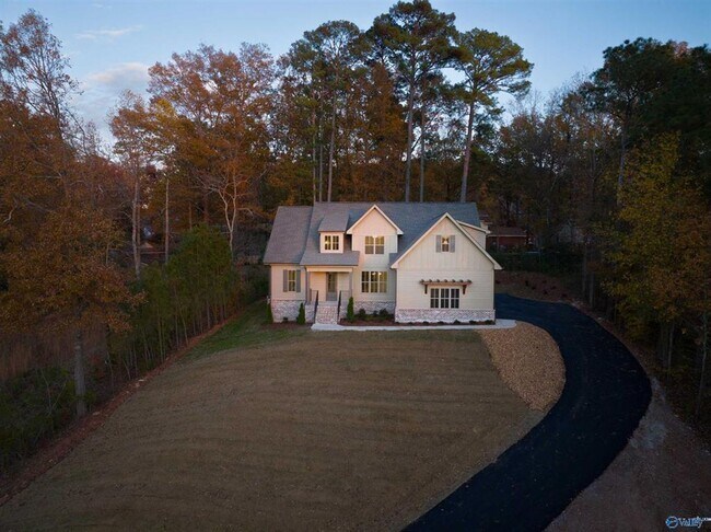 Building Photo - NEW Construction Rental Home in Guntersville, AL!
