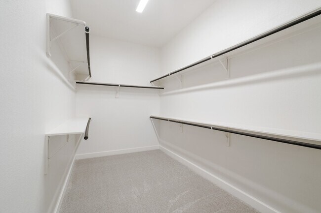 Building Photo - 6919 Myrtle Dr