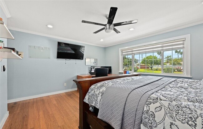 Building Photo - 12482 Farndon Ave