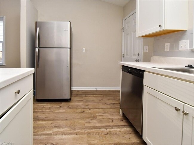 Building Photo - 1811 Saffron Pl