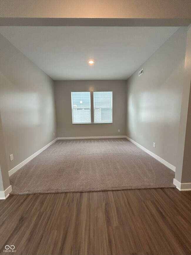 Building Photo - 1269 Bristol Pl