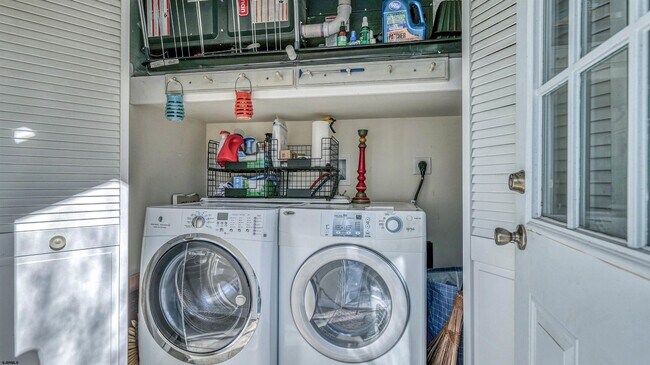 Building Photo - 126 N Buffalo Ave