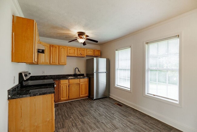 Building Photo - Charming 2 Bedroom, 1 Bath Home in Colbert...