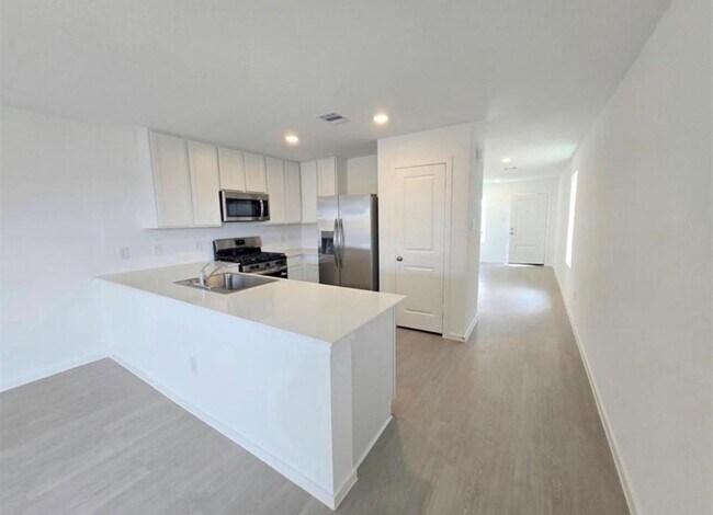 Building Photo - 28818 Texas Sparrow Ln