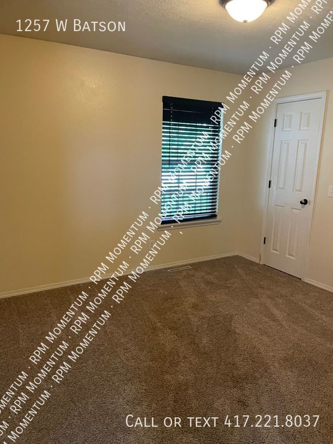 Building Photo - 1257 Batson Pl