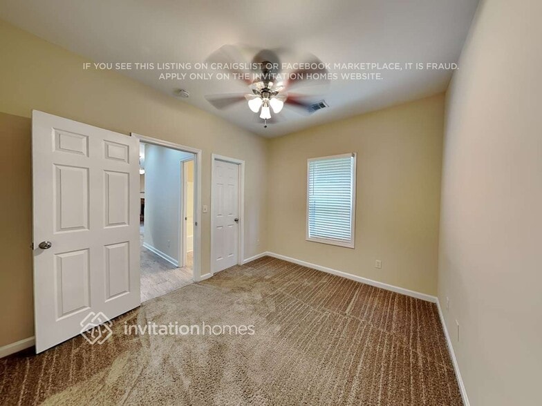 Building Photo - 7915 Timberline Overlook