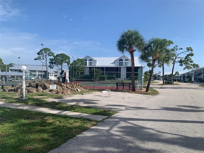 Building Photo - 6800 Placida Rd